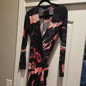 Eva Varro Black and Pink Marble Long Sleeve Dress